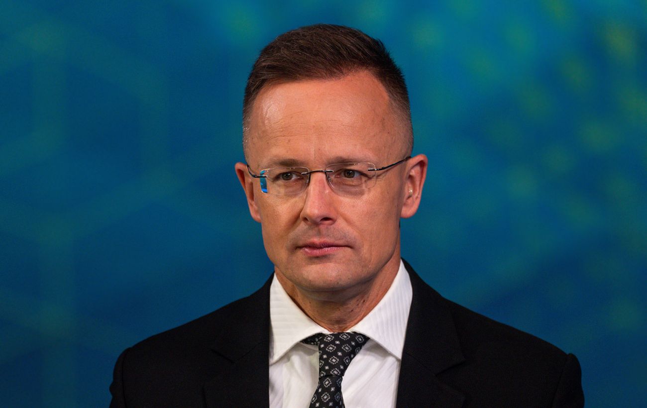 Зображення новини: Сійярто знову звинуватив Україну в "зазіханні на суверенітет" і пригрозив наслідками