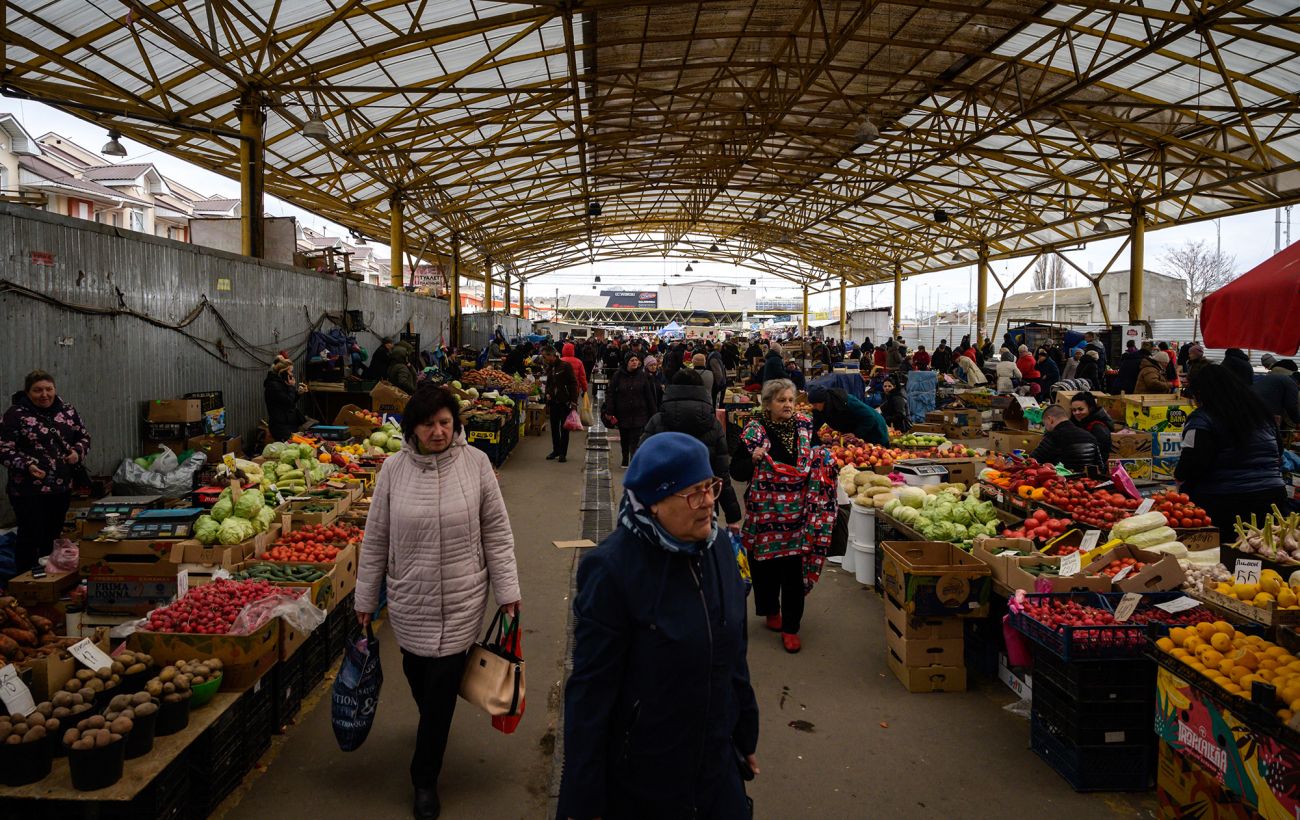Зображення новини: Без домашньої консервації та фаршу: які продукти категорично заборонено продавати на ринках