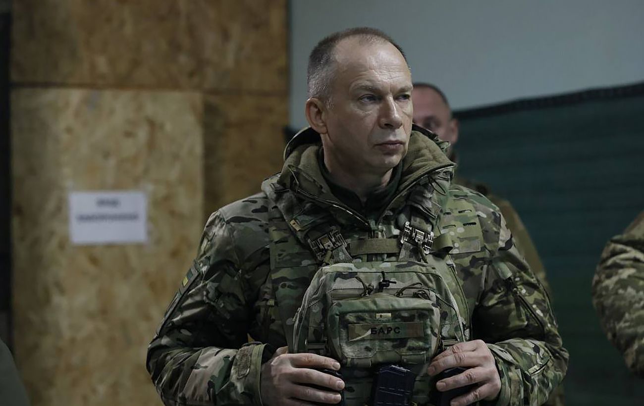 Зображення новини: "Ламаємо хребет ворогу": Сирський озвучив приголомшливу статистику з фронту