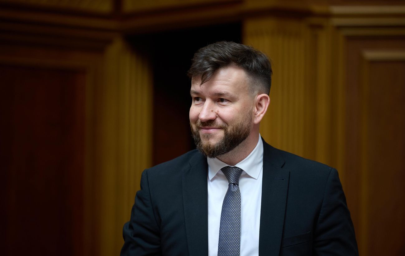 Зображення новини: Улютін назвав умову, за якої можуть скоротити соцвиплати: кого стосуватиметься