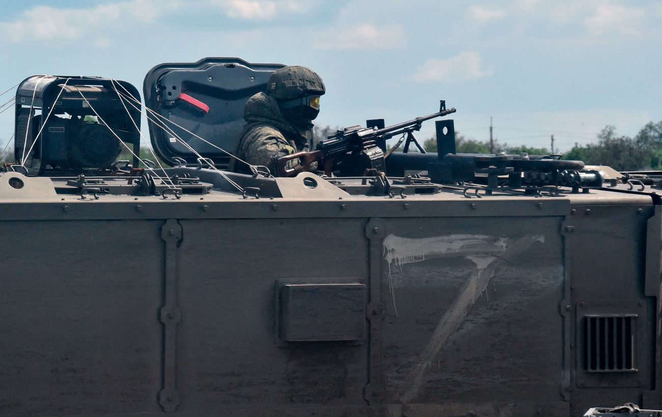 Зображення новини: В "АТЕШ" розкрили масштабні проблеми армії РФ зі зв’язком і боєприпасами