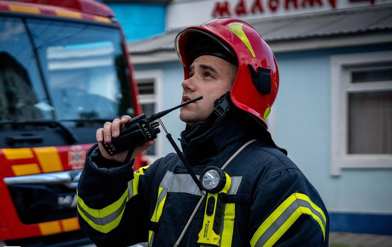 Зображення новини: Росія завдала удару дроном по багатоповерхівці у Харкові