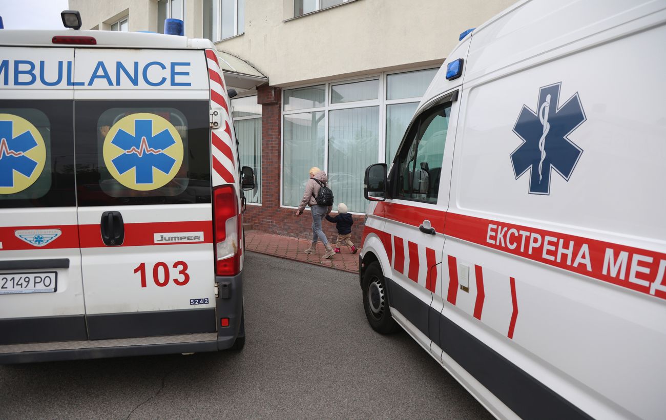 Зображення новини: Прикрив собою дитину: сьомою жертвою теракту у Києві став двірник "дядя Саша"