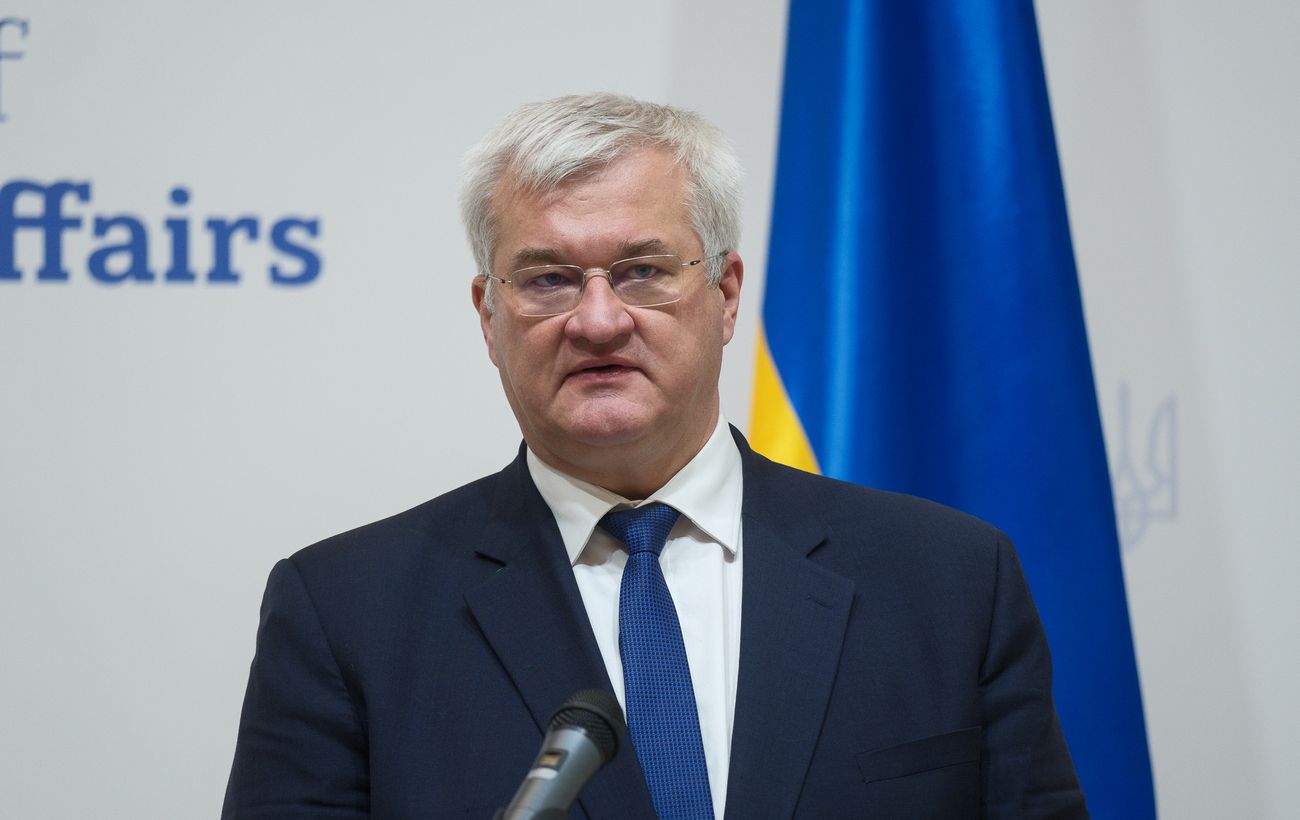 Зображення новини: Зеленський домовився про нові внески до PURL на Кіпрі, - Сибіга