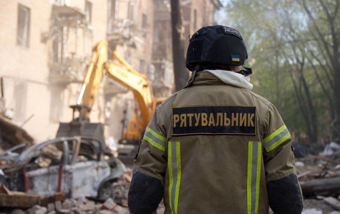 Зображення новини: Росіяни повторно вдарили по Дніпру, є загиблий та поранені