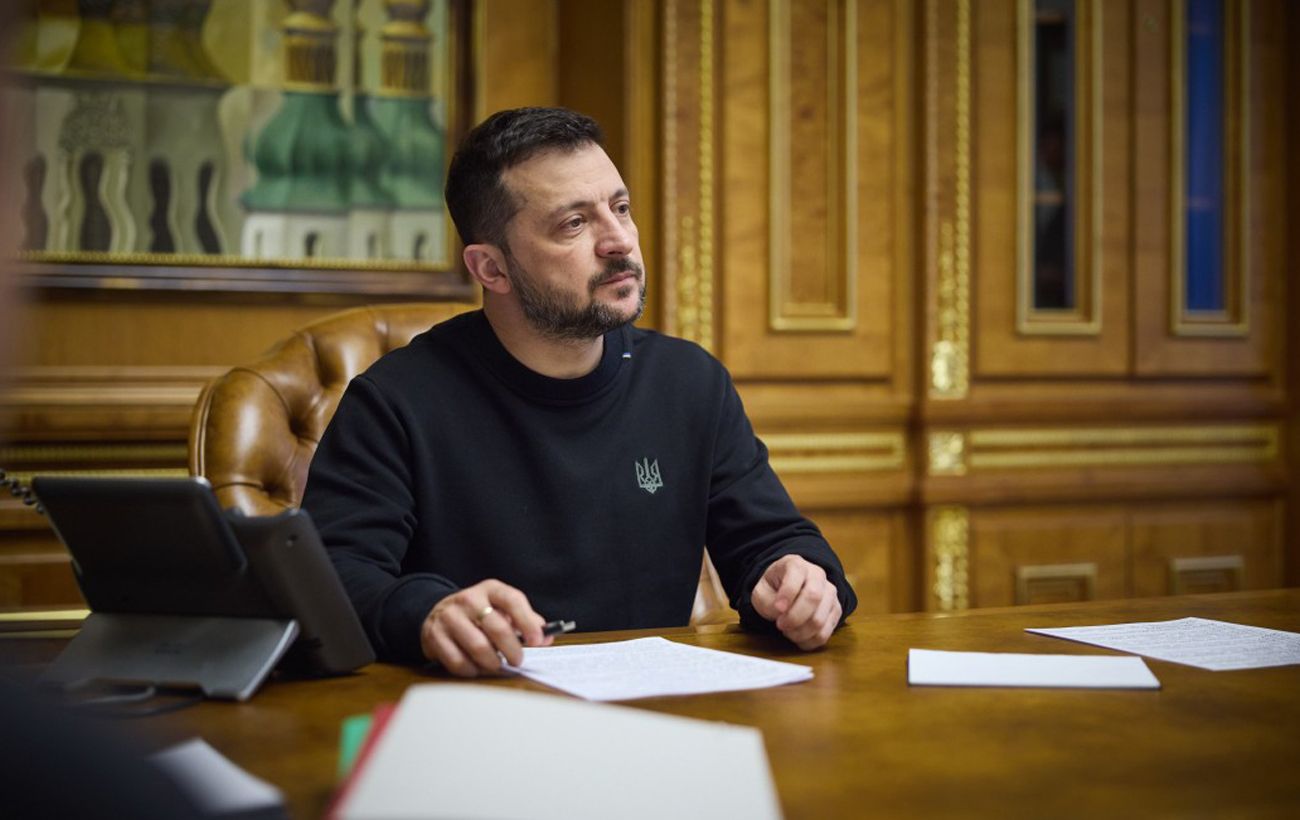Зображення новини: Зеленський ініціював продовження мобілізації та воєнного стану