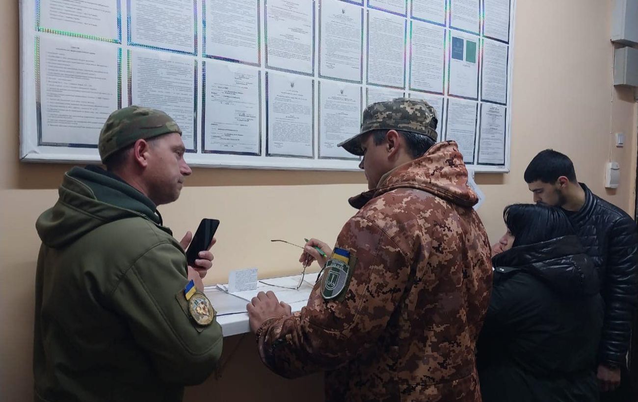 Зображення новини: Боді-камери є не у всіх: у Кабміні розповіли, як працюють групи оповіщення ТЦК
