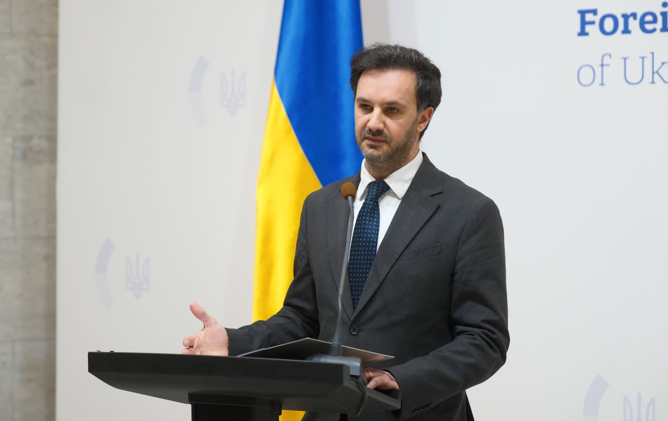 Зображення новини: У Польщі осквернили могилу українського письменника, МЗС просить про охорону
