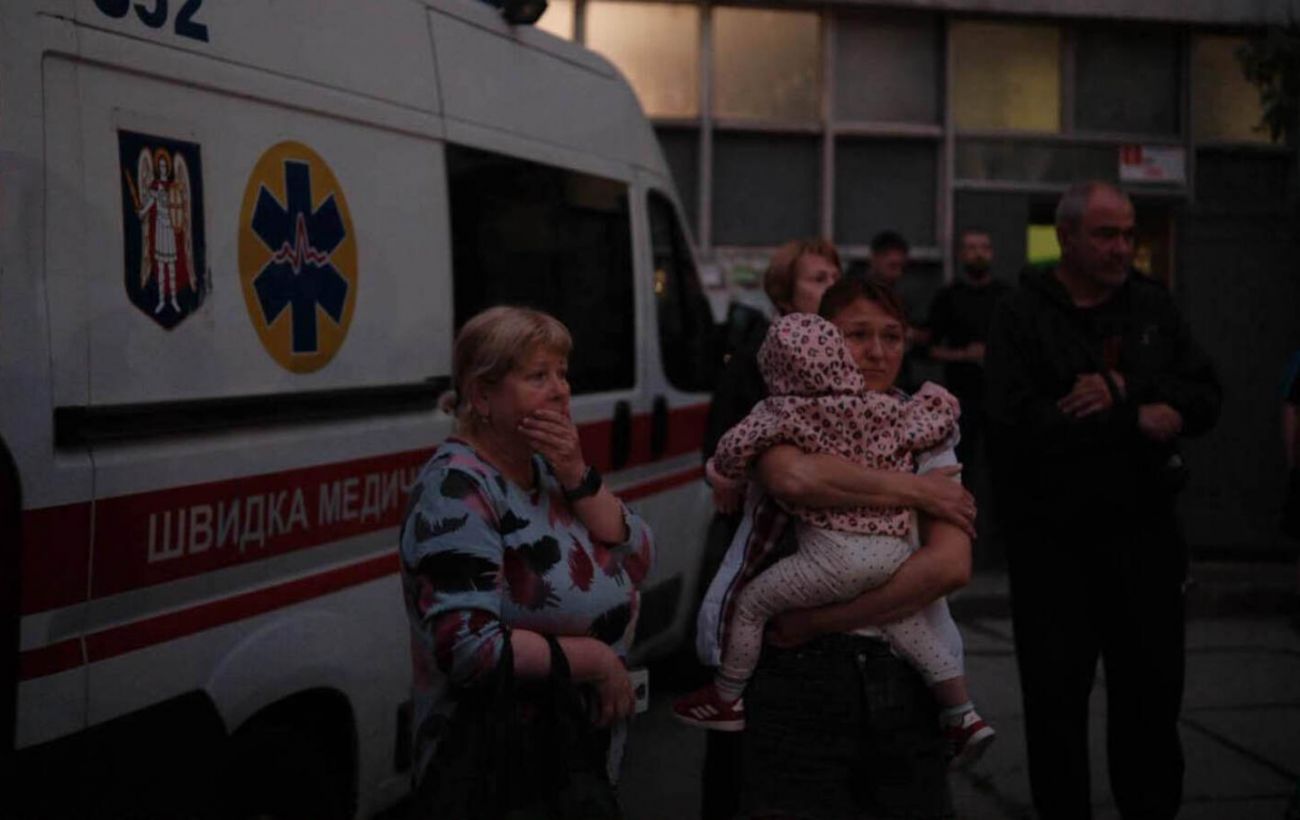 Зображення новини: Жителів Вишневої громади на Київщині закликали не виходити на вулиці після атаки РФ