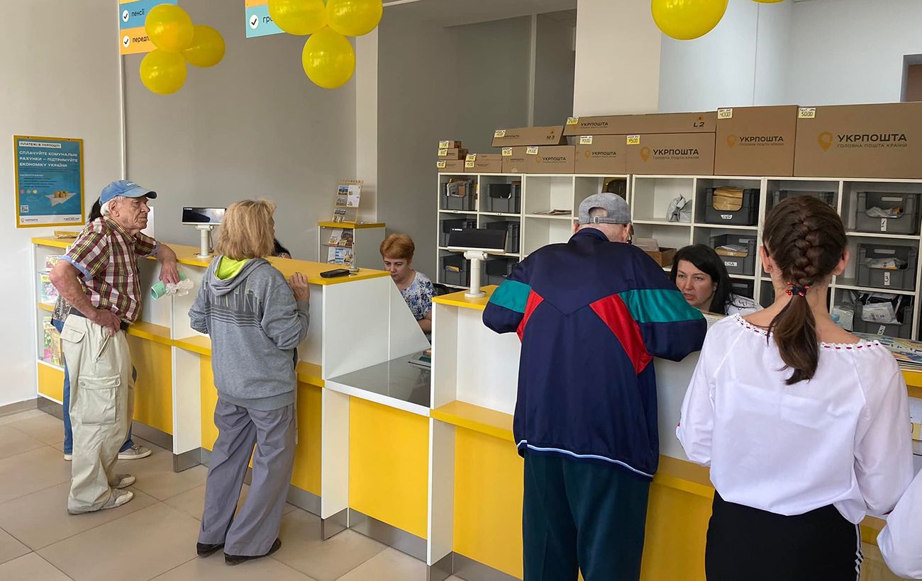 Зображення новини: Пошкоджені через обстріл відділення "Укрпошти" у Київській області знову запрацювали