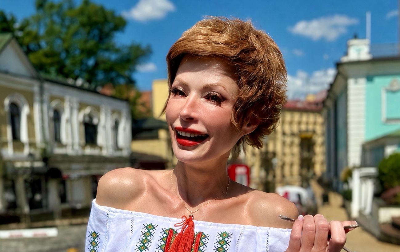 Зображення новини: "Їм і регулярно". Олена-Христина Лебідь чесно висловилася про свою худорлявість