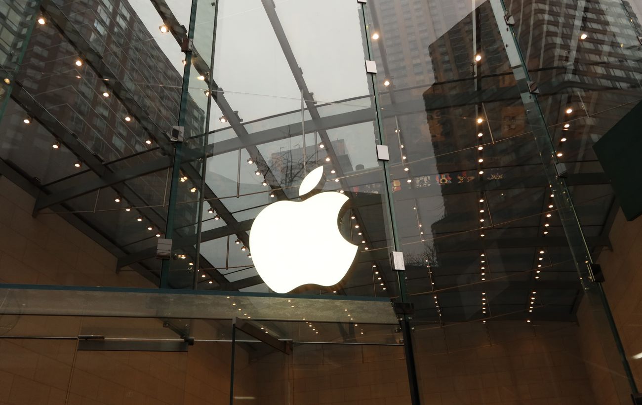Зображення новини: Apple звинуватила OpenAI у крадіжці секретних розробок для ШІ-гаджета