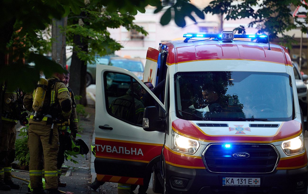 Зображення новини: РФ вдарила дроном по підприємству у Харкові, є поранені