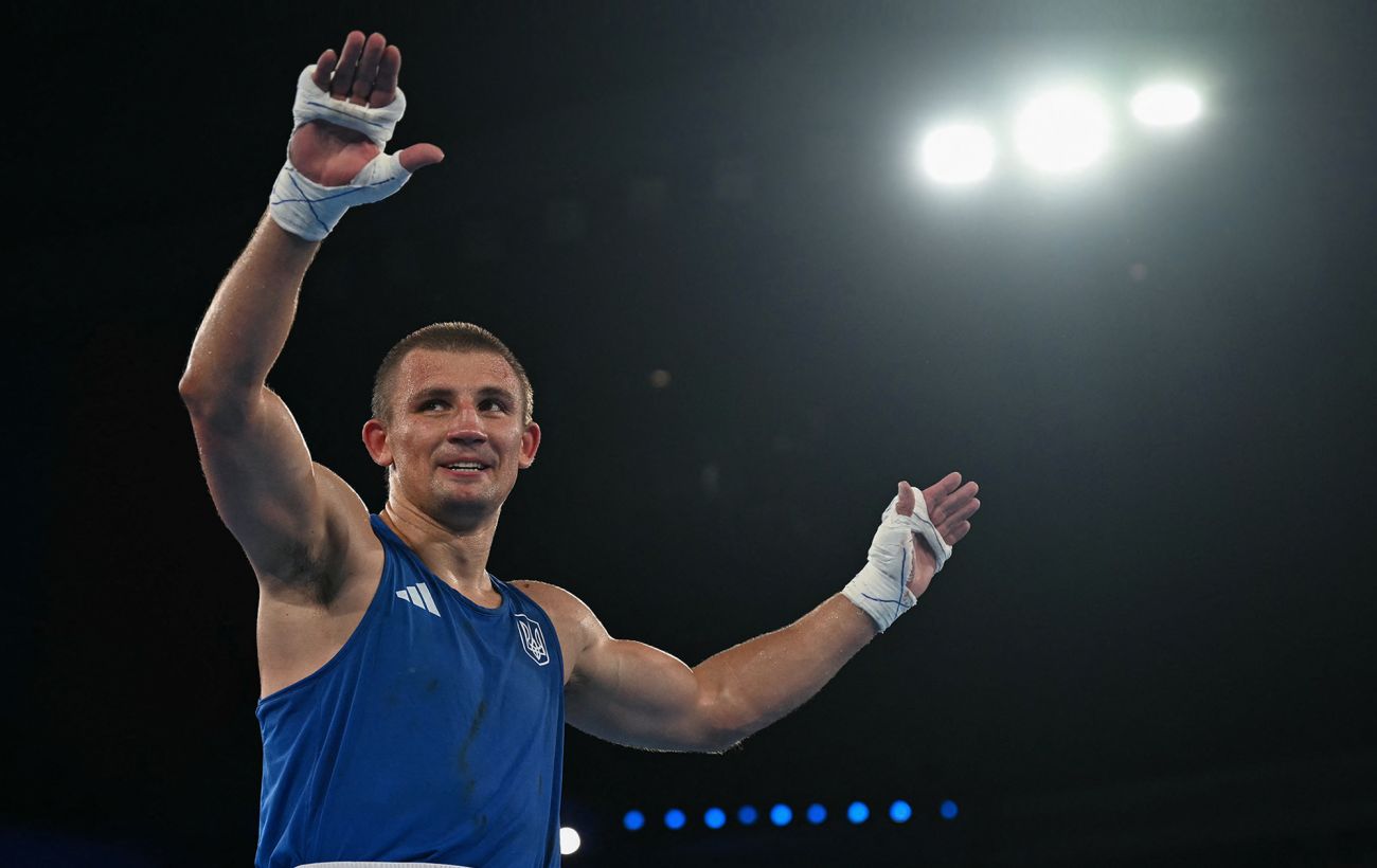 Зображення новини: Олімпійський чемпіон Хижняк проведе профбій в андеркарді Джошуа: де і коли