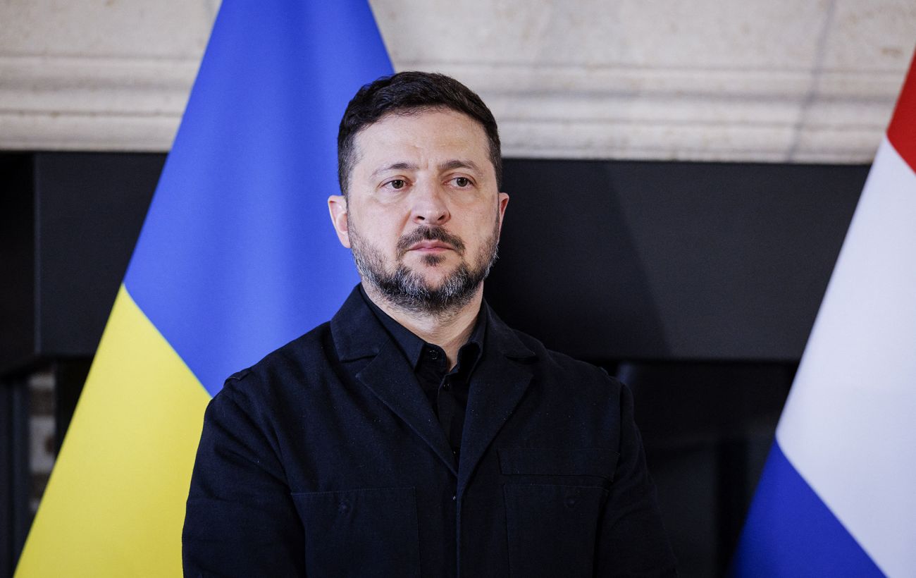 Зображення новини: Зеленський незадоволений швидкістю поставок зброї, готує кадрові зміни