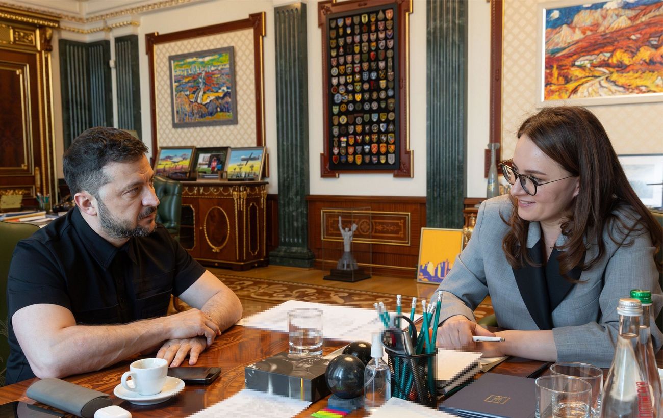 Зображення новини: Відставка Кабміну. Що відомо про рішення Зеленського та чому Свириденко йде з посади