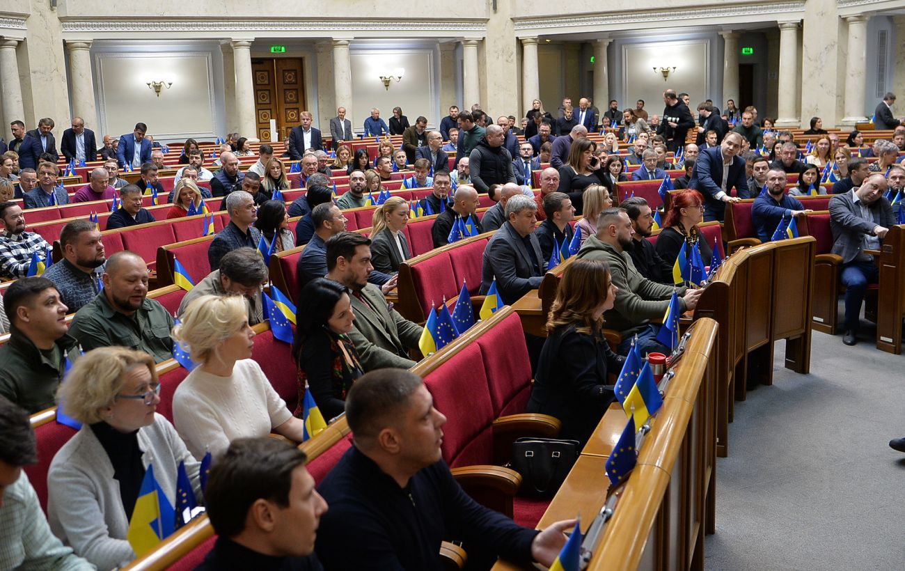Зображення новини: "Слуга народу" може зібратися на нове засідання щодо міністра оборони, - джерело