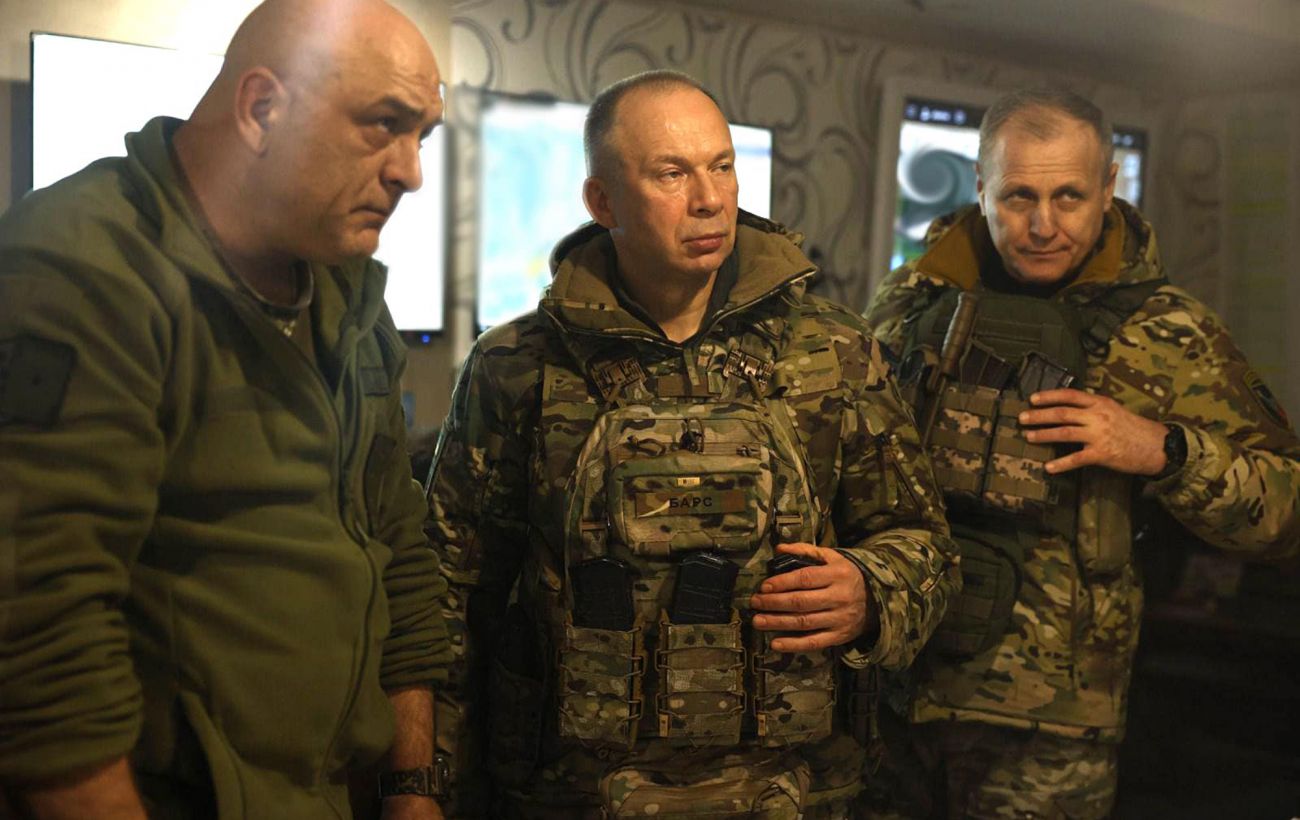 Зображення новини: Вчать за кордоном, критикують удома: парадокс ставлення до українських генералів