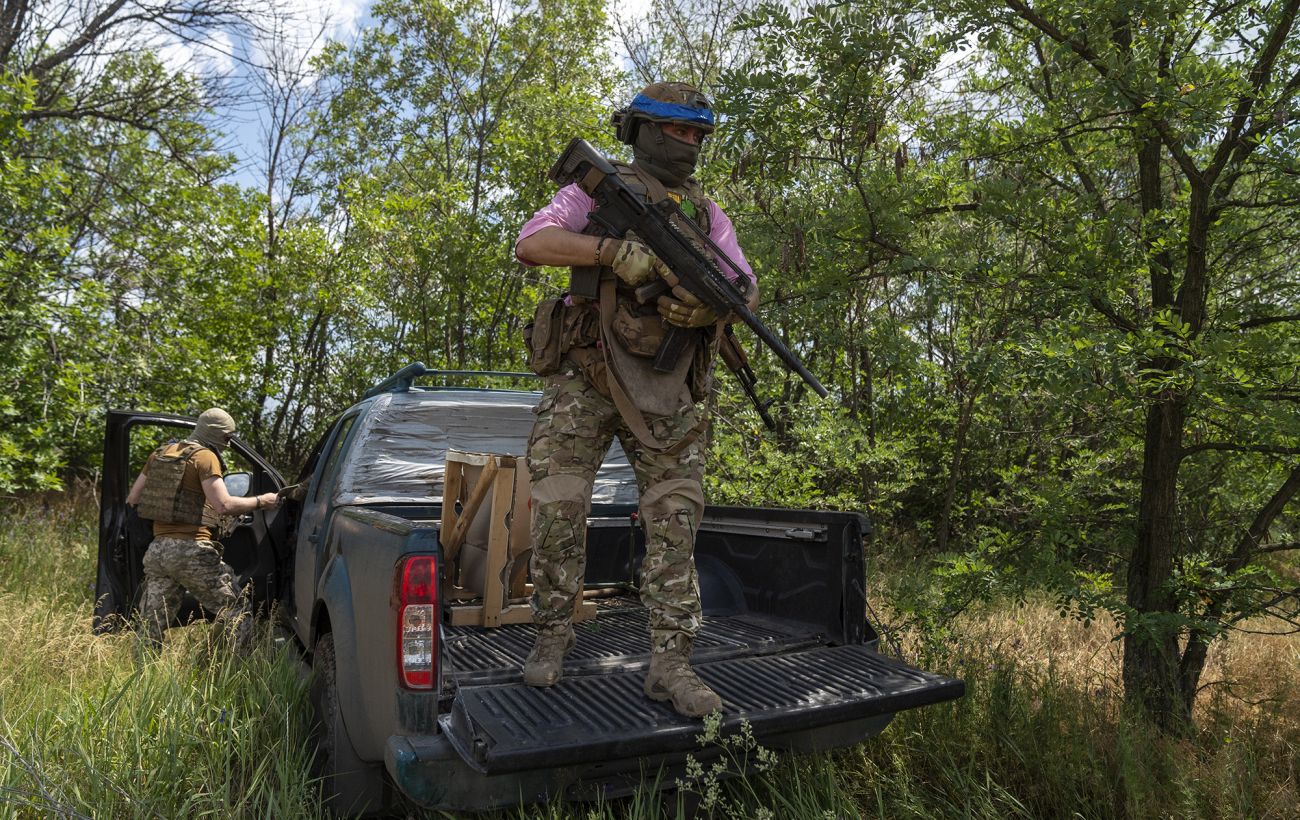 Зображення новини: Пікапи для ЗСУ: чому їх досі не виробляють в Україні і що заважає
