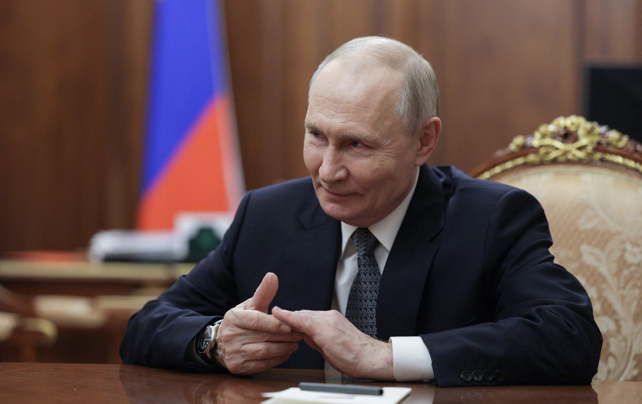 Зображення новини: Путін "катає росіян на гойдалках", вдаючи, що проблем в економіці немає, - ЦПД