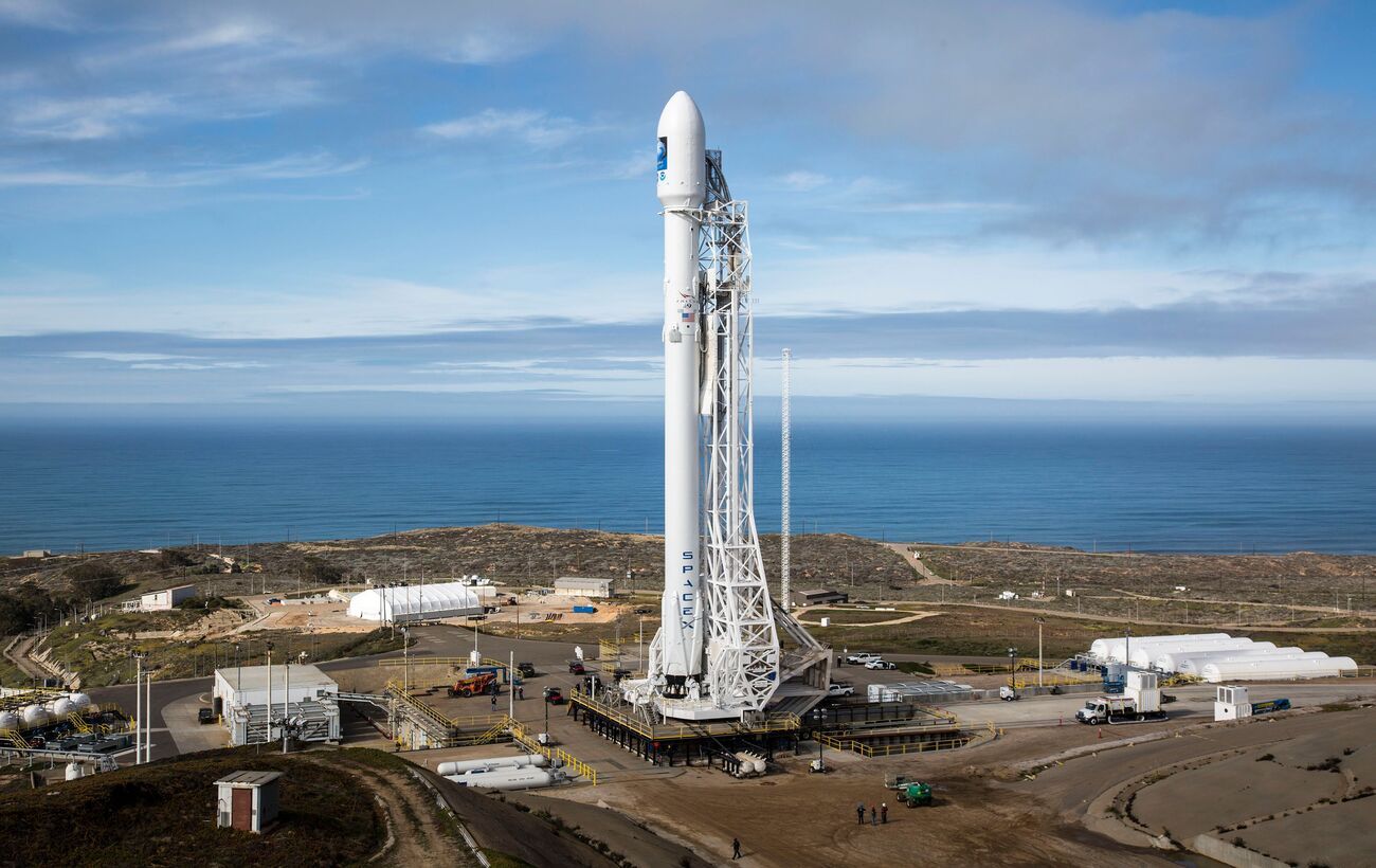 Зображення новини: Ракета SpaceX вріжеться у Місяць: відомий точний час і наслідки удару