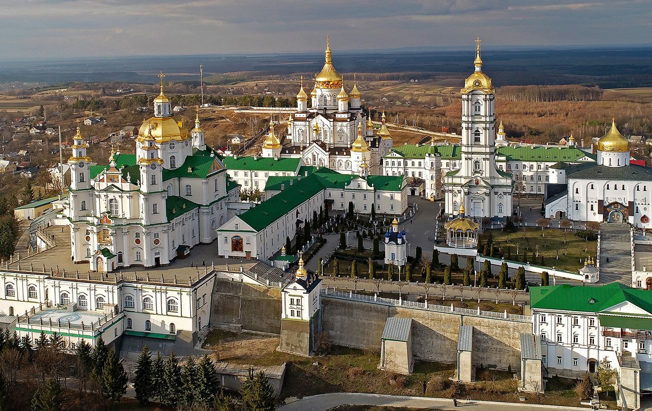 Зображення новини: Почаївській лаврі визначили дедлайн для розірвання зв'язків з РПЦ