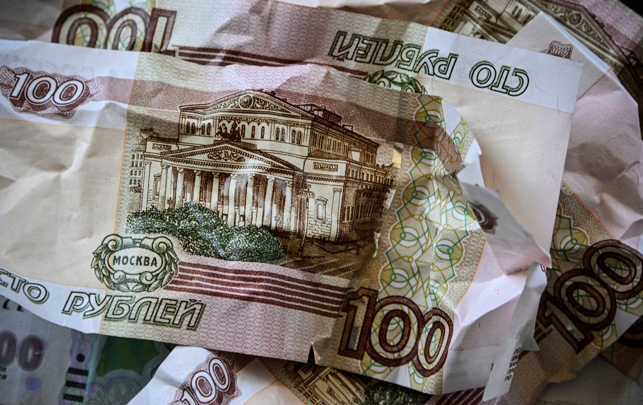 Зображення новини: Росія приховано друкує рублі, щоб і далі фінансувати війну, - розвідка