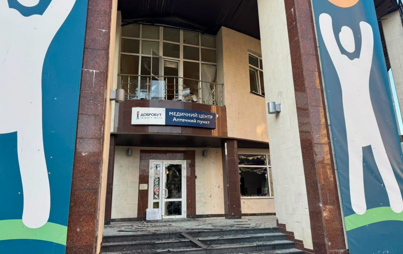 Зображення новини: "Добробут" на Позняках у Києві закрили на кілька днів після прильоту балістики